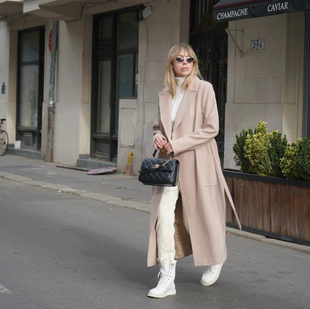 Beige cashmere coat — SISI | ILÈR