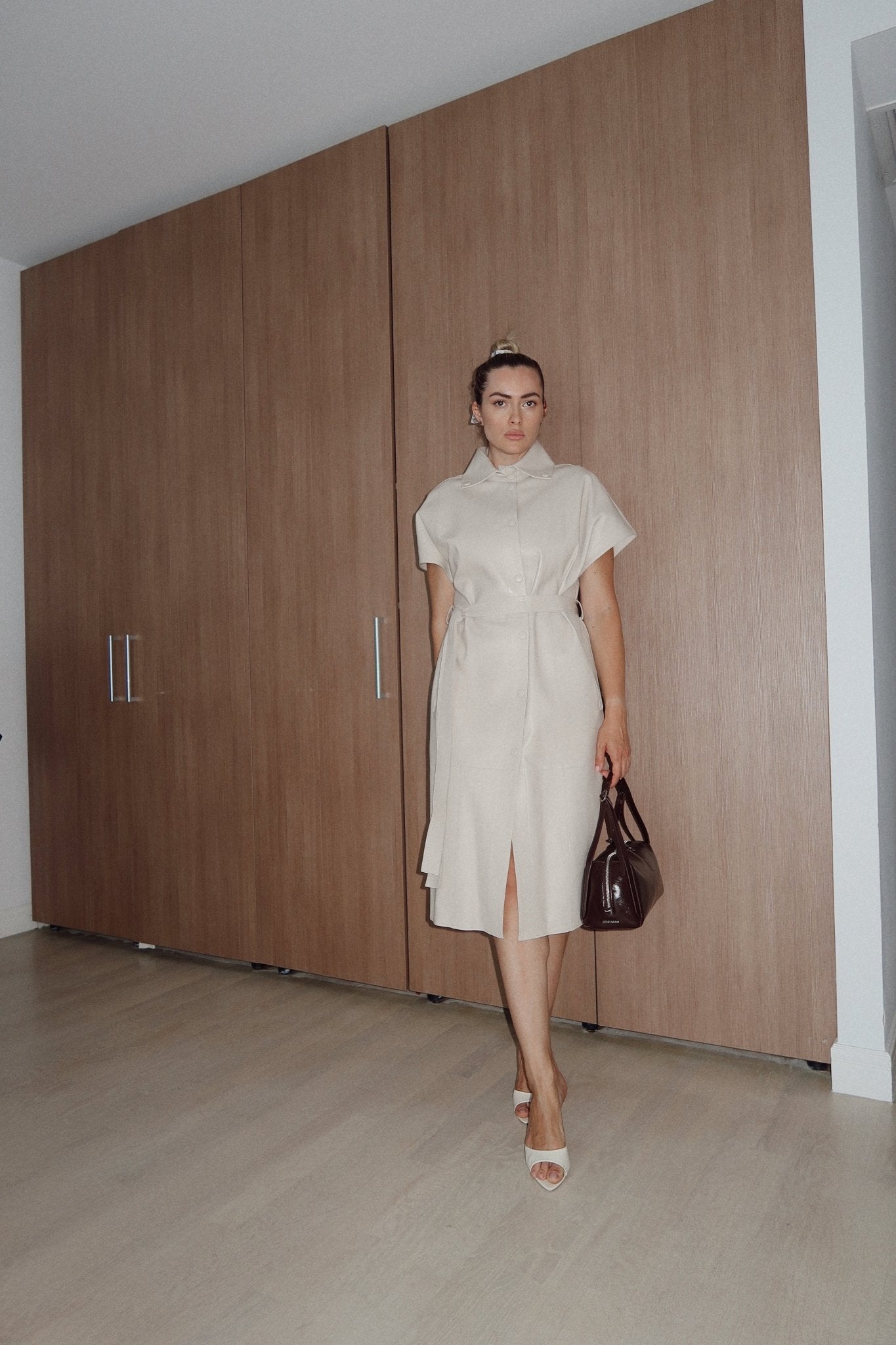 Vesta - rochie Ova din piele naturala premium - INURI